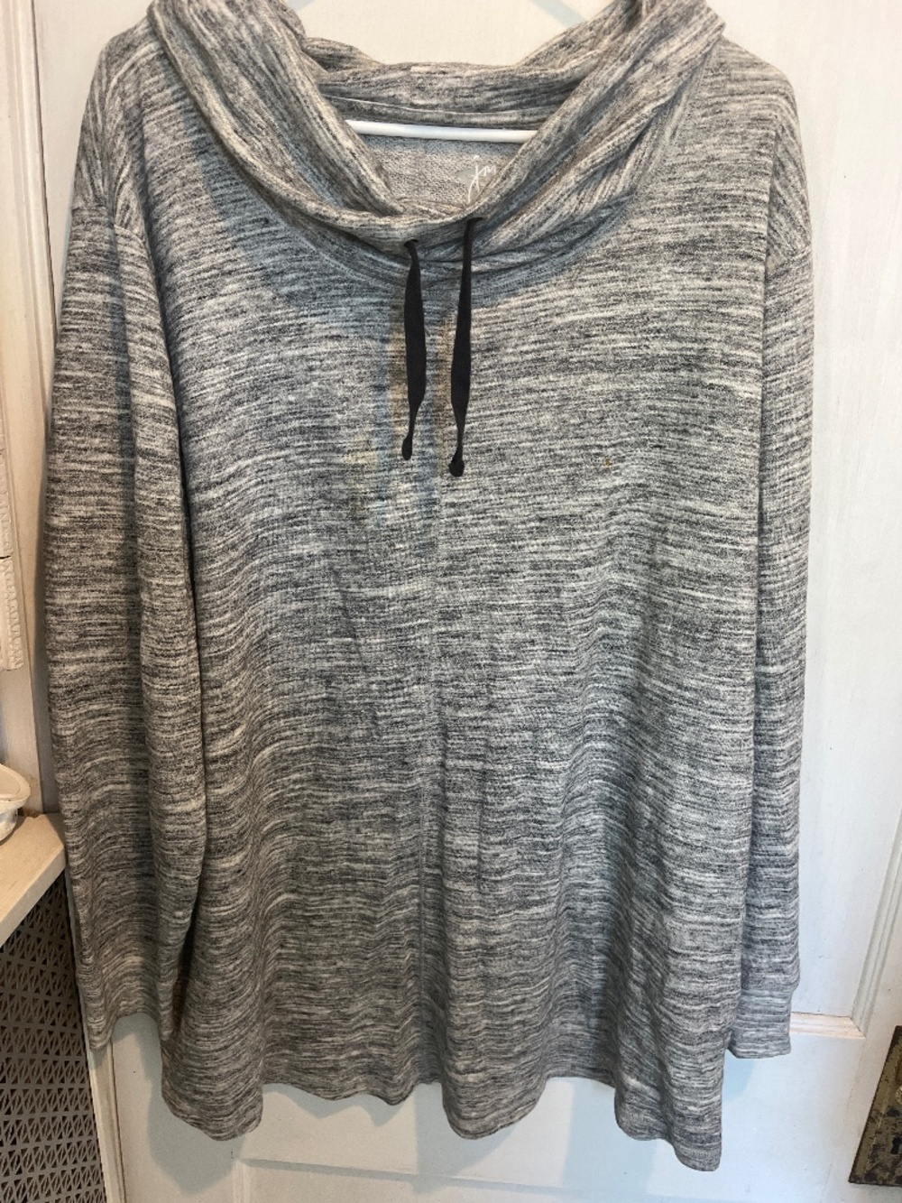 Just my Size gray marled long-sleeve pullover